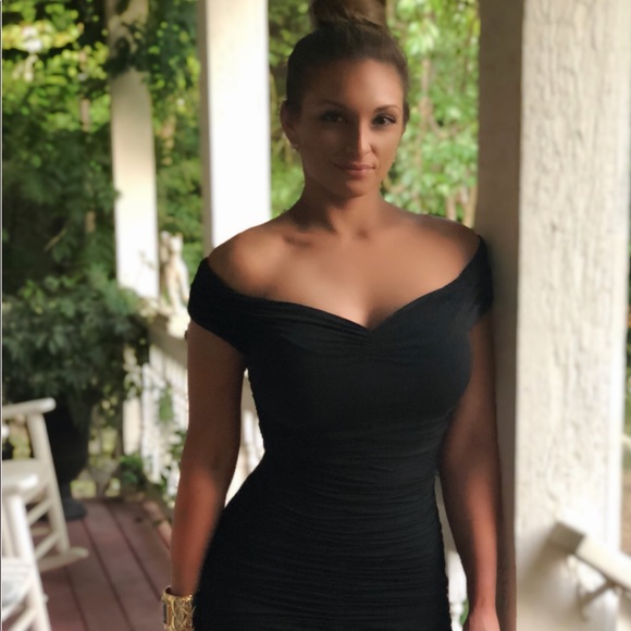 Meet Your Posher! - Picture 2 of 6